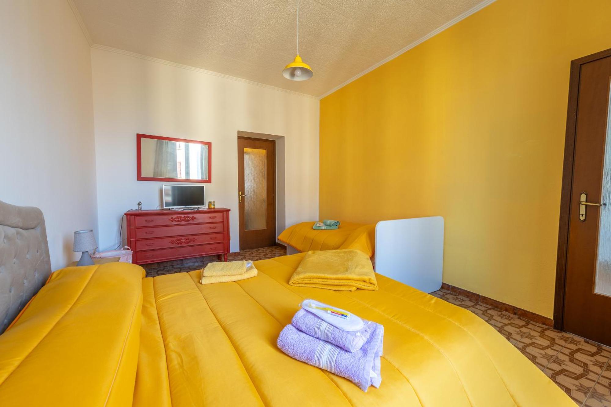 Casa Vacanza Dimora Vincenza ลุยโน ภายนอก รูปภาพ